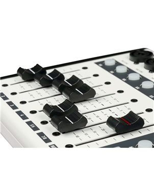 MESA MISTURA DIGITAL PROEL DIGIPAD 8 | Casa Abreu - Loja de Instrumentos Musicais